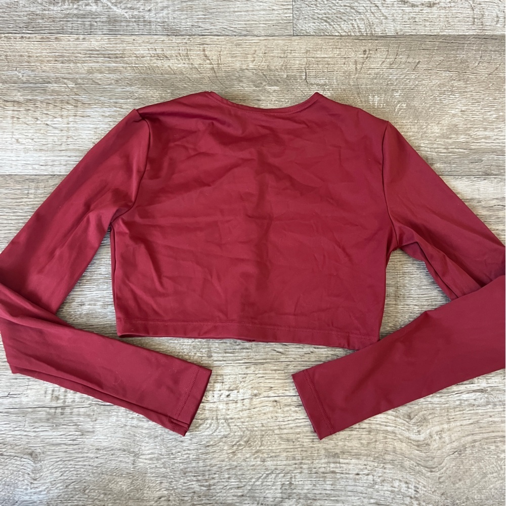 Set Active SportBody Cropped Long Sleeve Cardigan in Burgundy - Picture 4 of 4